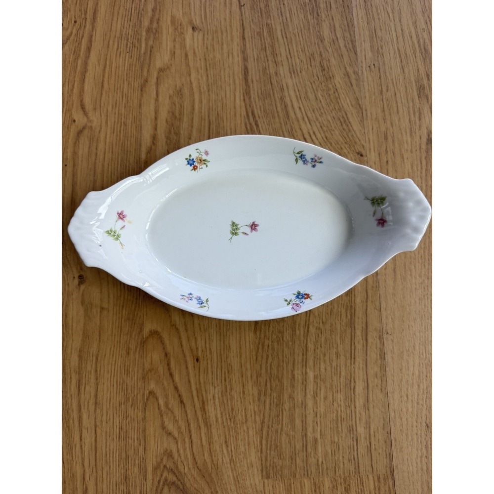 B.I.A Cordon Bleu Hand-Decorated Oval Baking Dish, Frieda Collection